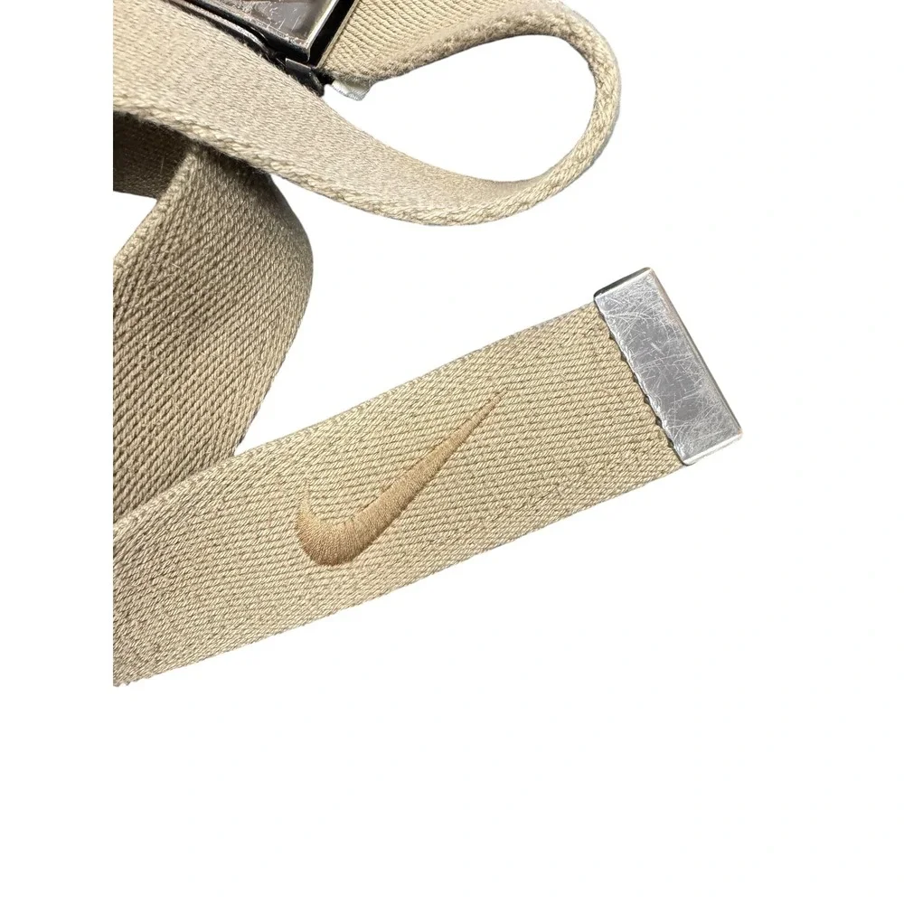 Nike Web Belt Mens OS Tan Good Canvas Flip Top Buckle Swoosh Logo Adjustable
